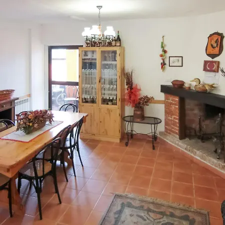 Traditional Holiday In With Garden Сasa de vacaciones