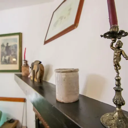 Сasa de vacaciones Traditional Holiday In With Garden