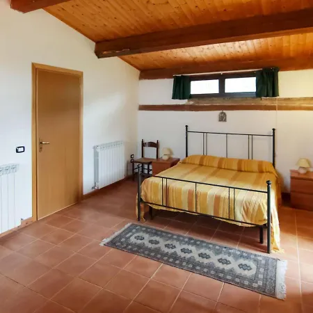 Traditional Holiday In With Garden Сasa de vacaciones Parenti